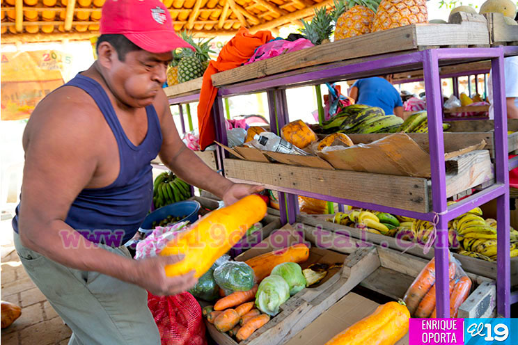 Parque de Feria promueve el consumo de las frutas de temporada